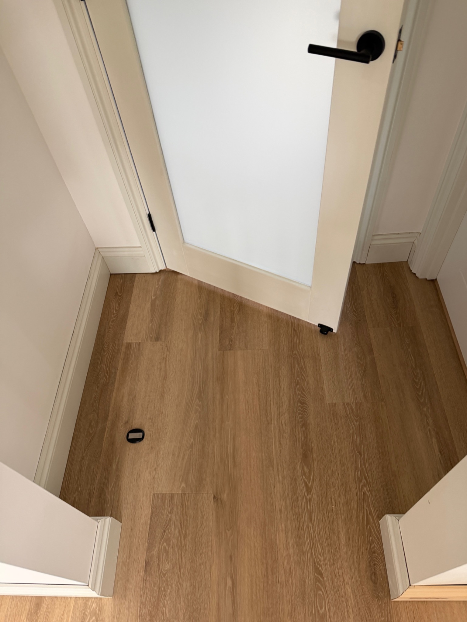 Flooring detail around doorway